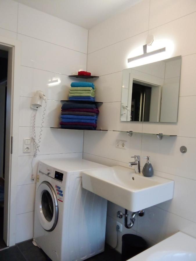 - Geraeumige 95 Qm Mit Balkon Appartement *
